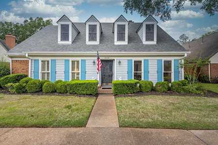 8388 E Wicklow Way Germantown, TN 38139