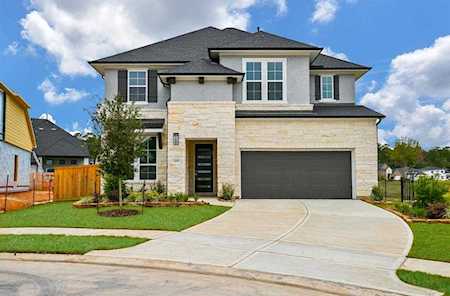 24919 Lilly Hall Ct Tomball, TX 77375