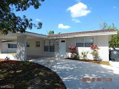 4812 West Dr Fort Myers, FL 33907