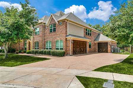 6825 Matador Ranch Road North Richland Hills, TX 76182