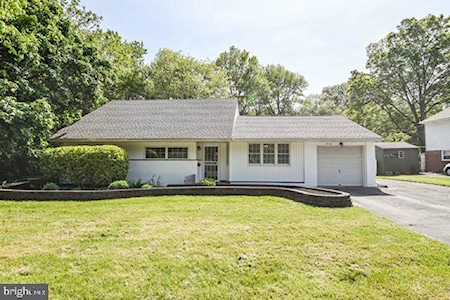 1918 Shipley Rd Wilmington, DE 19803