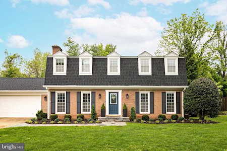 6136 Ramshorn Dr Mclean, VA 22101