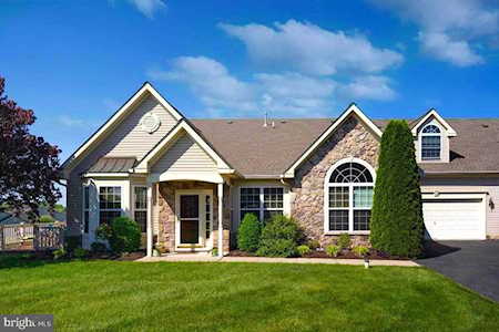 472 Pebble Beach Dr Royersford, PA 19468