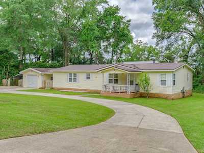 2176 Plantation Forest Dr Tallahassee, FL 32317