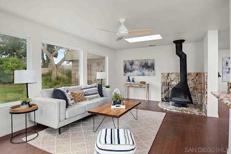 2667 Angell Ave San Diego, CA 92122
