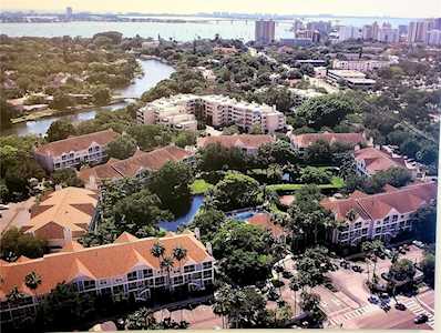 850 S Tamiami Trl #708 Sarasota, FL 34236