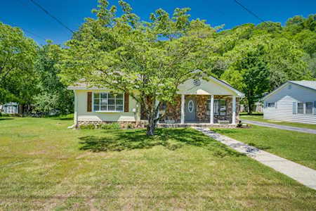 1122 N Buffalo St Erwin, TN 37650