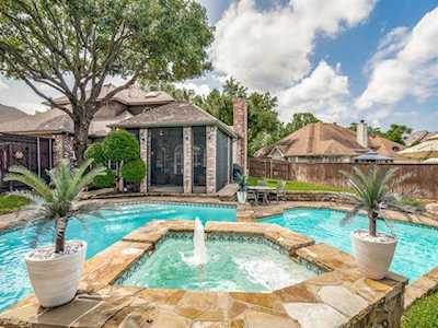 2409 Wellesly Road Rowlett, TX 75089