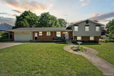 11339 Woodbridge Dr Grand Blanc, MI 48439