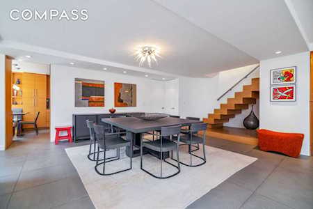 114 E 72nd St #15/16B New York, NY 10021