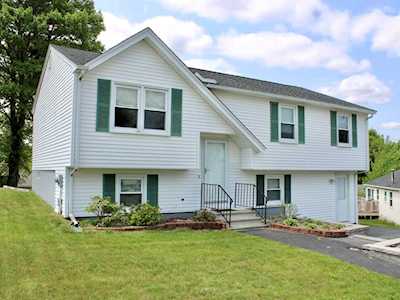 8 Timrod Dr Worcester, MA 01603