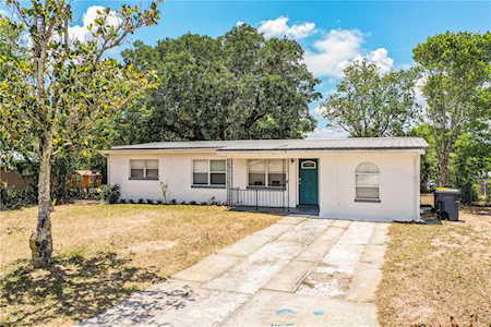 1319 Morningside Dr Lake Wales, FL 33853