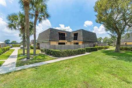 1310 13th Way West Palm Beach, FL 33407