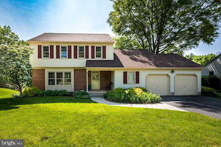 46 Winding Hill Dr Hockessin, DE 19707
