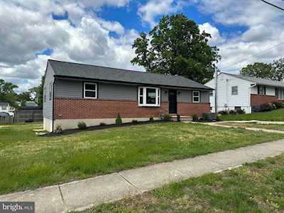 42 Mapledale Ave Glen Burnie, MD 21061