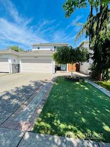 24014 SE 281st Place Maple Valley, WA 98038