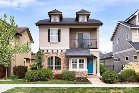 1076 W Stanhope Street Meridian, ID 83646
