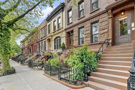 355 Halsey St #3 Brooklyn, NY 11216