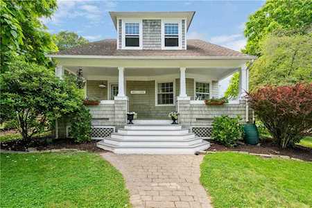 50 Clipper Way Bristol, RI 02809