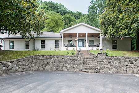 1004 Holly Tree Gap Rd Brentwood, TN 37027