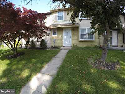 1203 Bittersweet Ct Marlton, NJ 08053