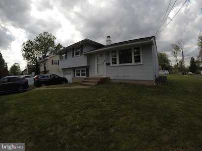 243 Frankford Ave Blackwood, NJ 08012