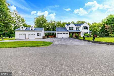 8 Kings Ct Swedesboro, NJ 08085