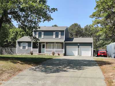 1641 Pennsylvania Ave Manchester, NJ 08759