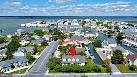 9003 Chesapeake Dr Ocean City, MD 21842