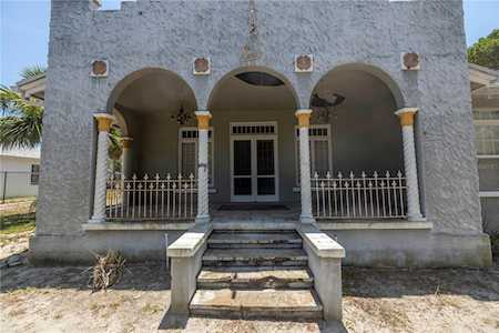 626 45th Ave S St. Petersburg, FL 33705