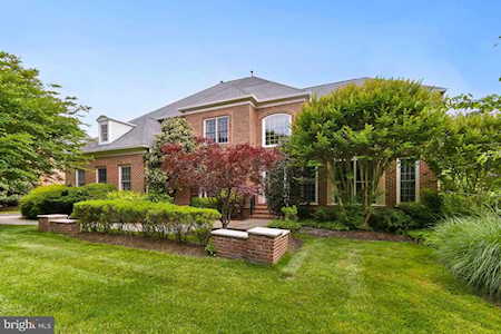 1445 Woodhurst Blvd Mclean, VA 22102
