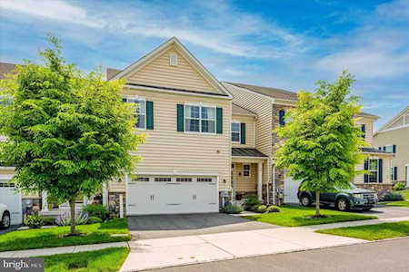 16 Kaila Ct Media, PA 19063