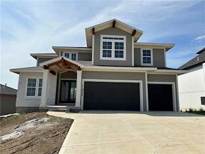 11444 S Violet St Olathe, KS 66061