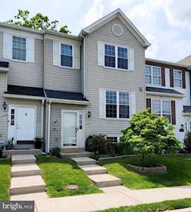2421 Winding Ridge Rd Odenton, MD 21113