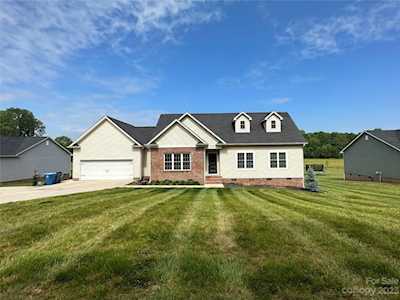 237 Brentwood Dr Maiden, NC 28650