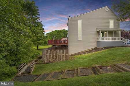 5884 Wescott Hills Way Alexandria, VA 22315