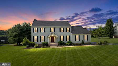 13 Bee Tree Mill Ct Parkton, MD 21120