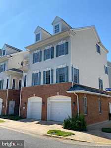 8938B Milford Haven Court #B Lorton, VA 22079