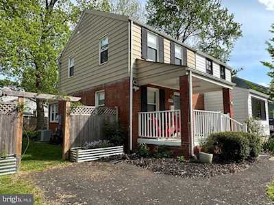 5927 Monticello Rd Alexandria, VA 22303