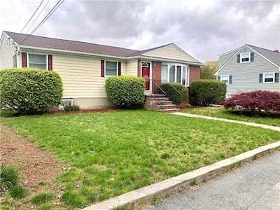 99 Jacksonia Dr North Providence, RI 02911