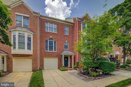 4040 Werthers Ct Fairfax, VA 22030