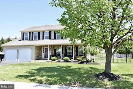 1065 Ruby Circle Gilbertsville, PA 19525