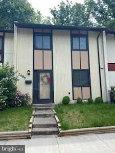 2485 Pyrenees Ct Reston, VA 20191