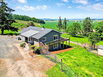 17282 NE Mt Angel Scotts Mill RD Silverton, OR 97381