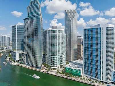 300 S Biscayne Blvd #L-1014 Miami, FL 33131