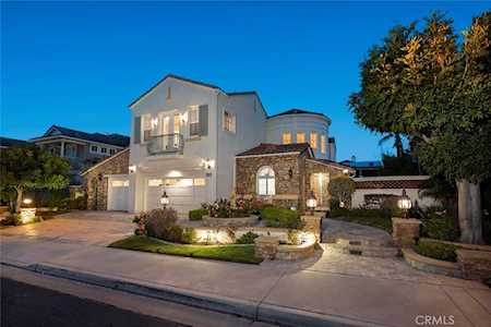 6411 Fairwind Circle Huntington Beach, CA 92648