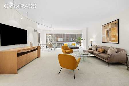721 5th Ave #33-B New York, NY 10022