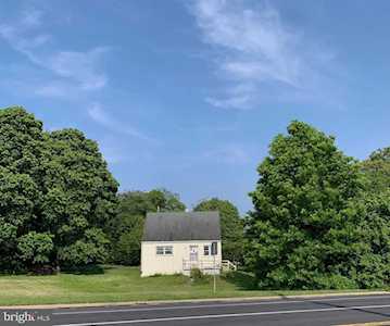 529 N Middletown Rd Media, PA 19063