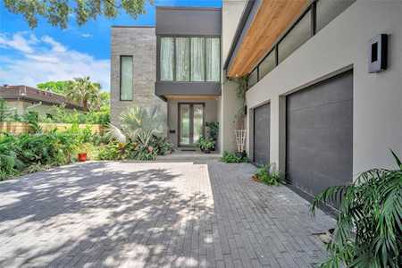 4030 Battersea Rd Miami, FL 33133