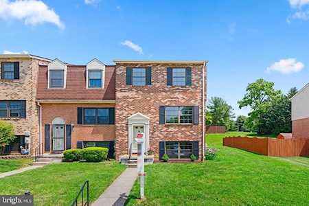 20 Heather Hill Rd Catonsville, MD 21228